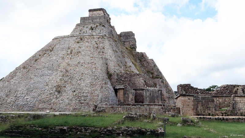 archaeology, Mayan, pyramid, ruins, Adivino pyramid,  700 to 1000 CE